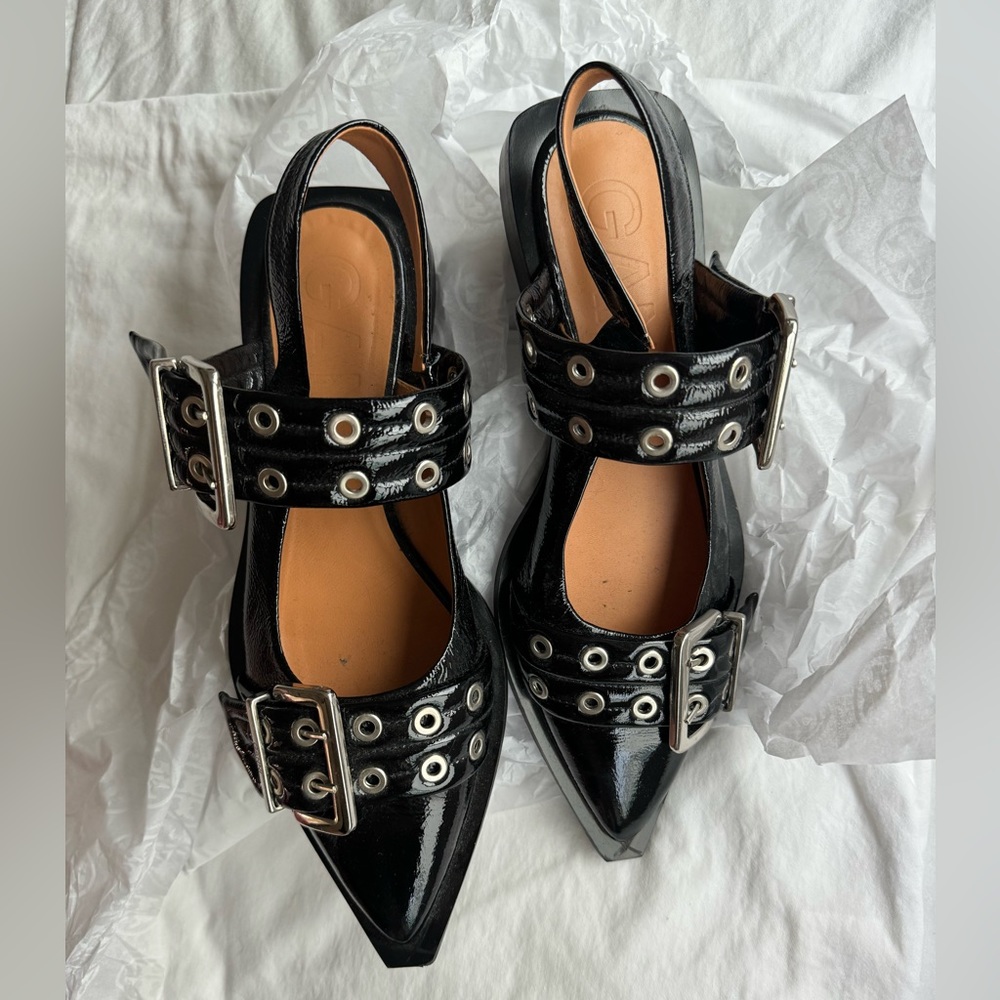 Authentic GANNI BLACK FEMININE BUCKLE BALLERINAS - size 40